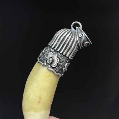 越轩银匠纯手工打造大号空套托牙尖套男士吊坠熊虎牙包银挂件包邮