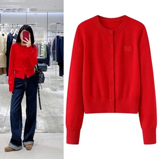 新年红针织衫2026春季新款中国红开运锦鲤刺绣圆领针织小开衫女