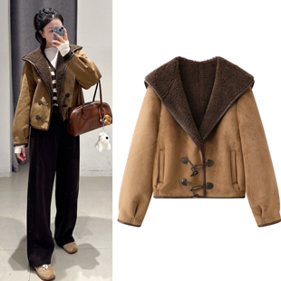 刘浩存同款皮毛一体外套2025冬季新款美拉德连帽加绒牛角扣大衣女