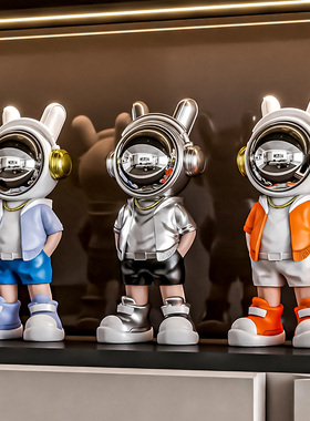 太空人宇航员桌面摆件家居客厅办公室酒柜软装饰品开业礼物航天员