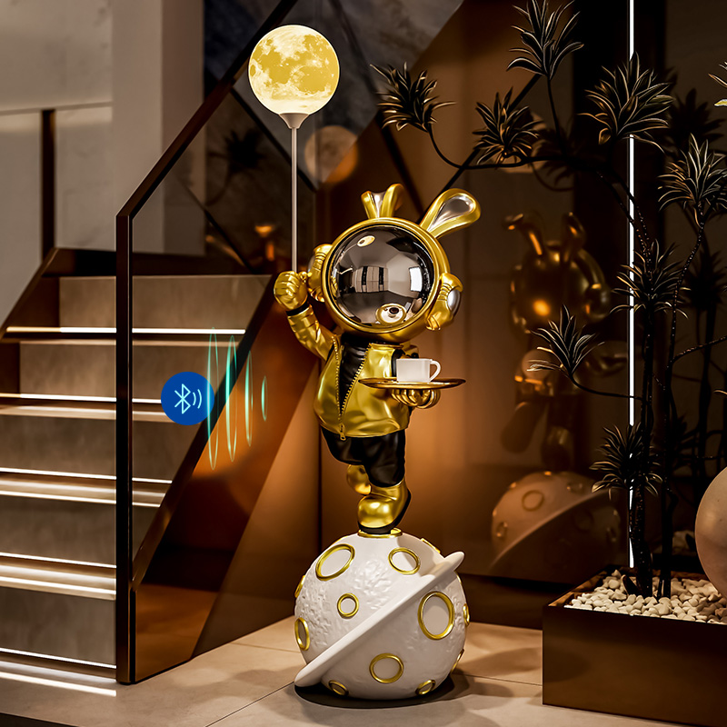轻奢太空人大型落地摆件