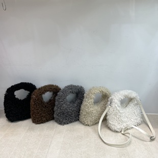 欧比 秋冬款可爱小巧ins风毛绒绒超火温柔日常百搭手提斜挎包包女