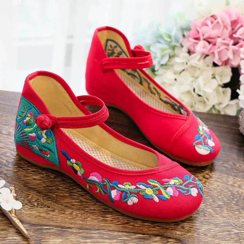 老北京布鞋女士夏季新款妈妈鞋绣花民族风低跟防滑舒适单鞋跳舞鞋
