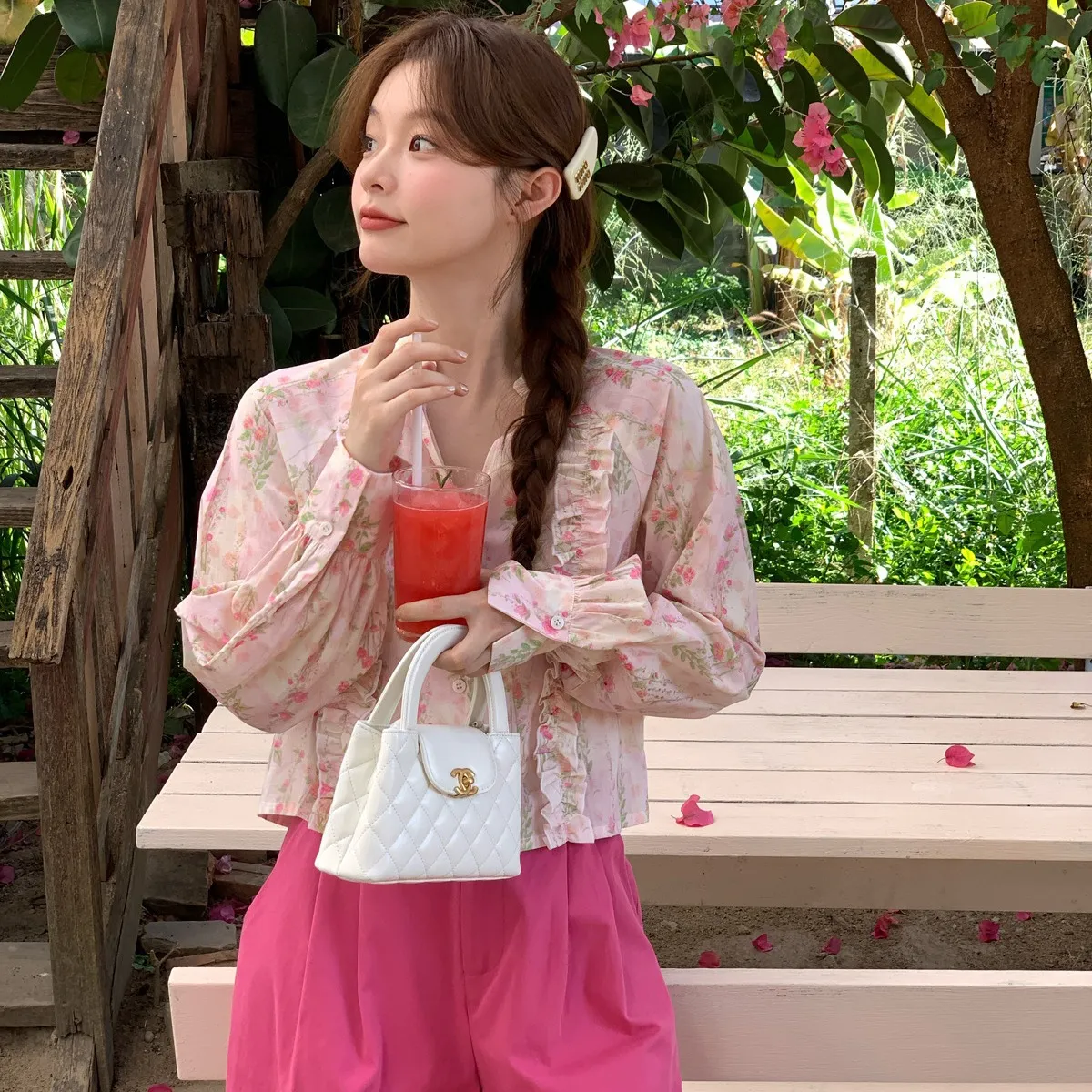 早春新款洋气风清新甜美碎花衬衫女C0600
