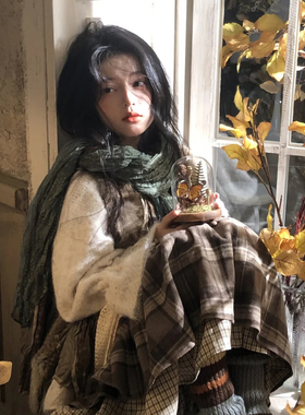 小众设计碎花拼色棉褶皱围巾女春秋拍照氛围感百搭披肩高级感围脖