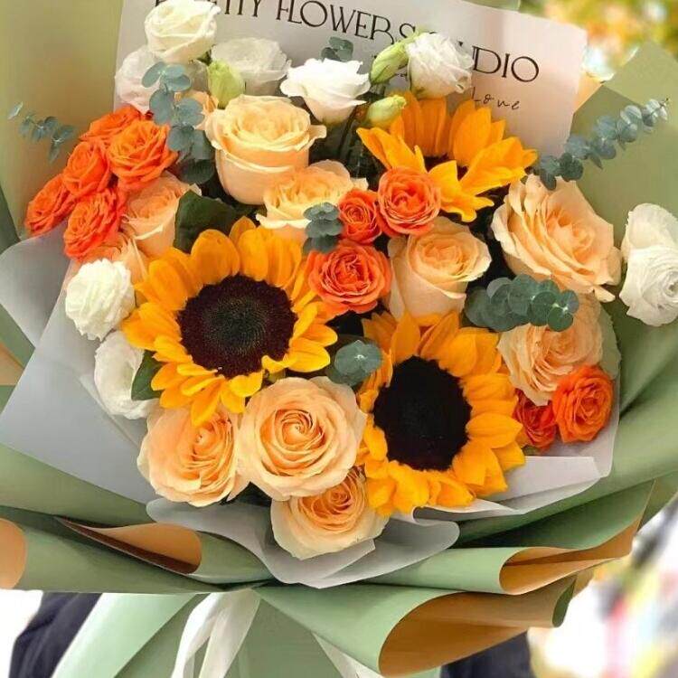 七夕情人節玫瑰花百合向日葵混搭花束台湾台北台中花店鲜花同城