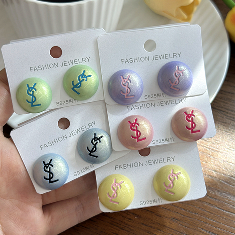 小众设计感彩色VSL字母半球耳环