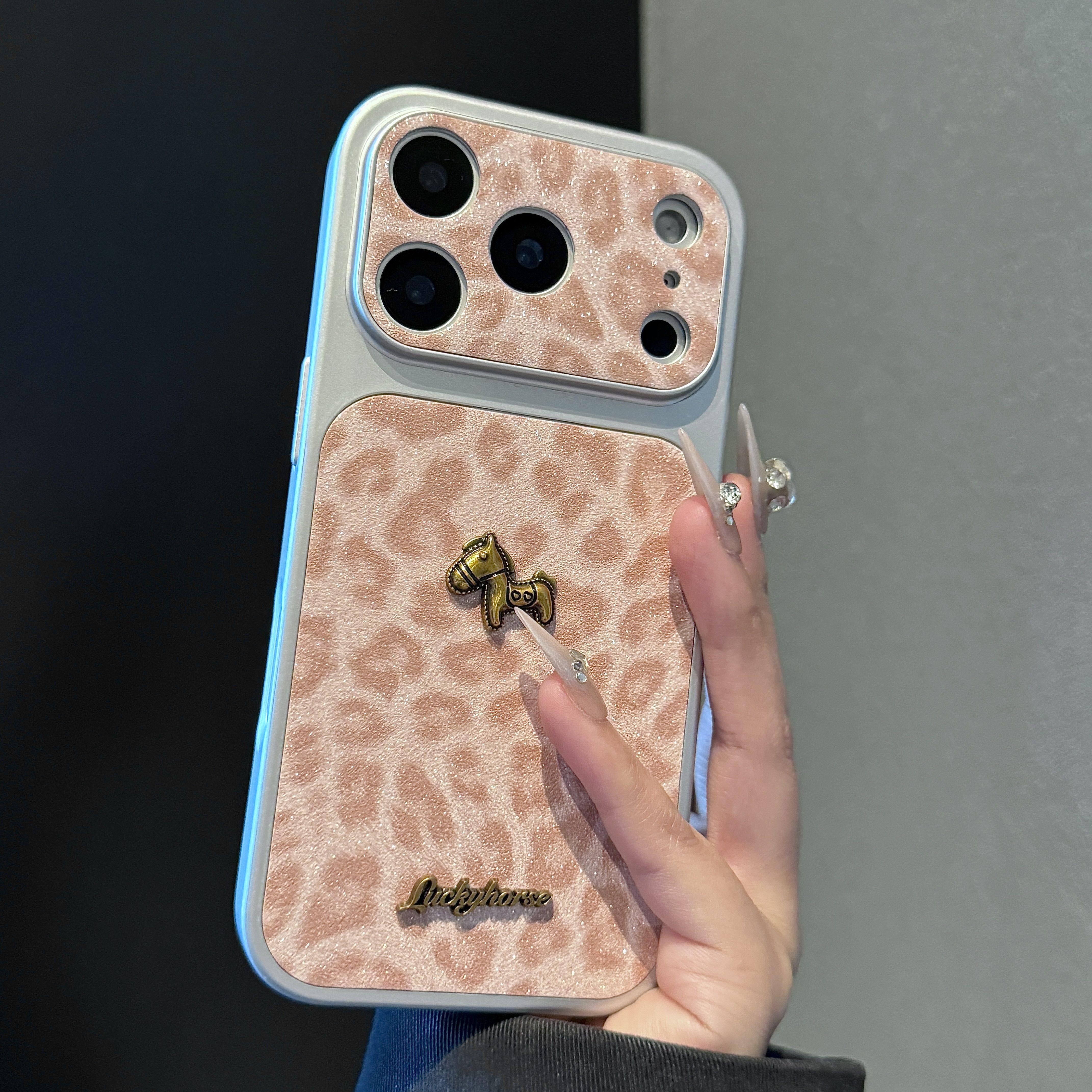 适用苹果17promax手机保护壳皮质豹纹金标立体小马iPhone16ProMax小众新款14时尚轻奢15简约高级感13防摔17保,3C数码配件,手机保护套/壳,淘宝优惠券,粉丝福利购,淘宝优惠卷