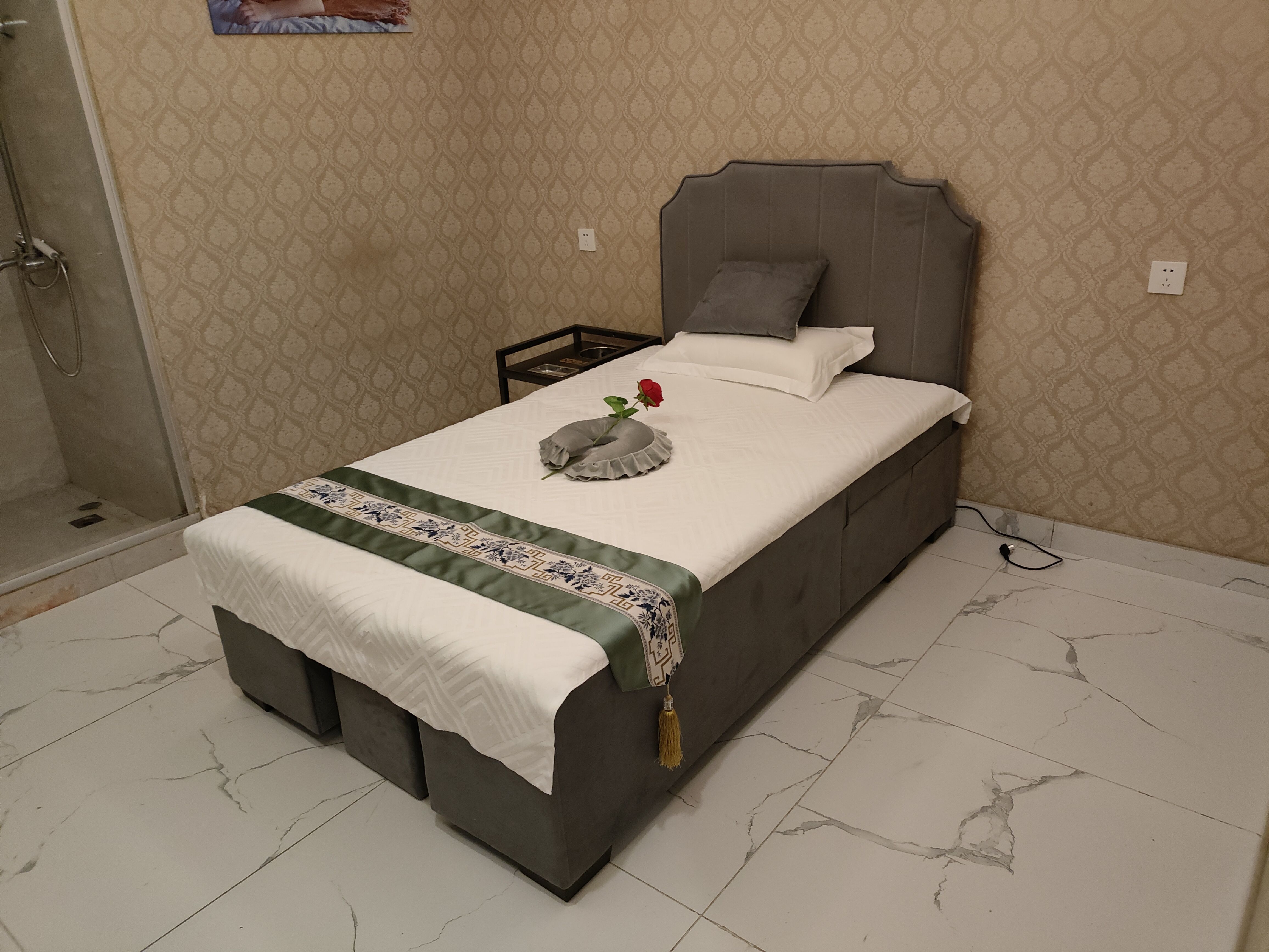 定制泰式按摩踩背SPA推拿泰式按摩床 实木中式美容1米加宽加固款