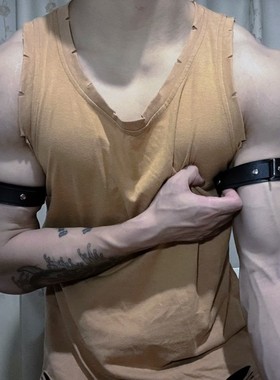 体育生0M健身肌肉皮革臂环臂带