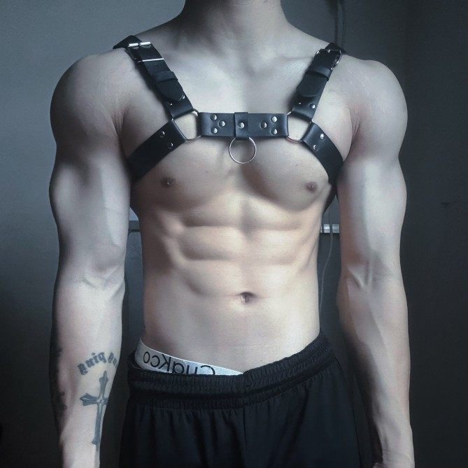 男生吊环胸带体育生1S肩带肌肉男0M健身运动夜店舞蹈皮革束缚胸带