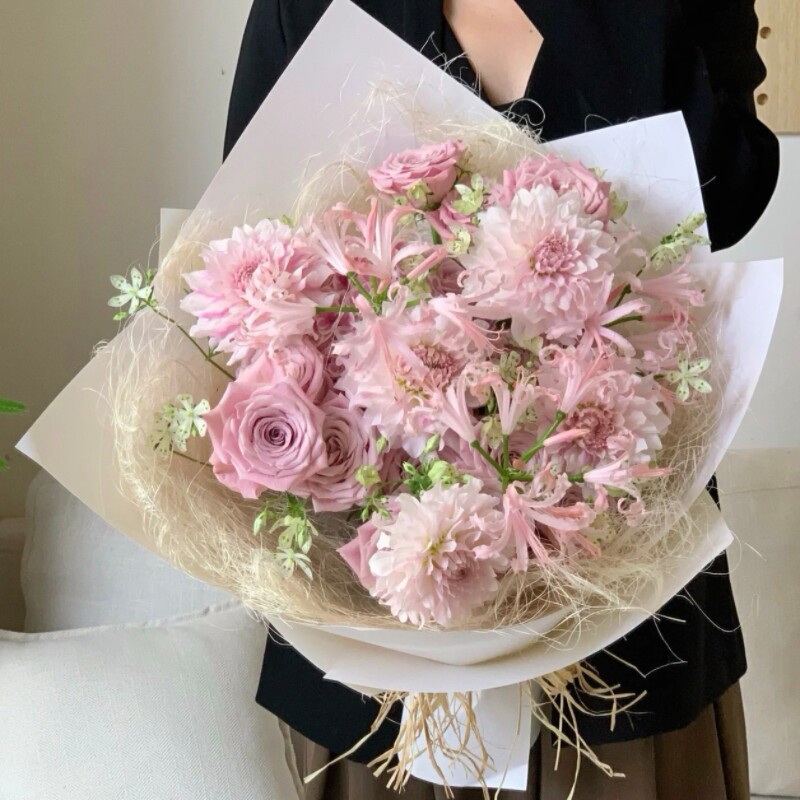 妇西安花店同城送花闺蜜情人节生日祝福花束