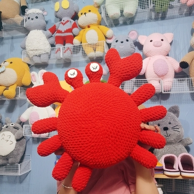 手工毛线DIY钩针编织创意螃蟹大玩偶礼物成品材料包喜庆娃娃
