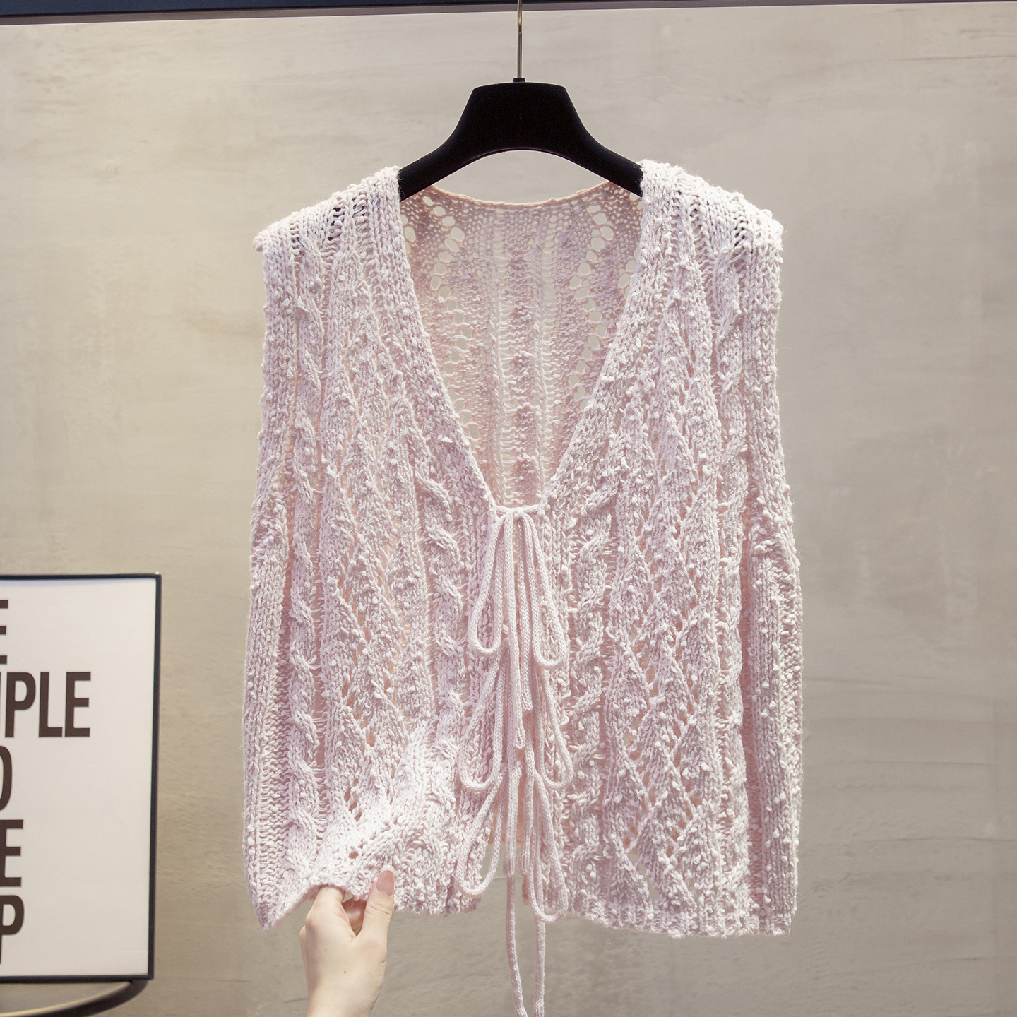 系带v领镂空开衫针织马甲背心2025秋冬新款宽松外穿马夹毛衣坎肩