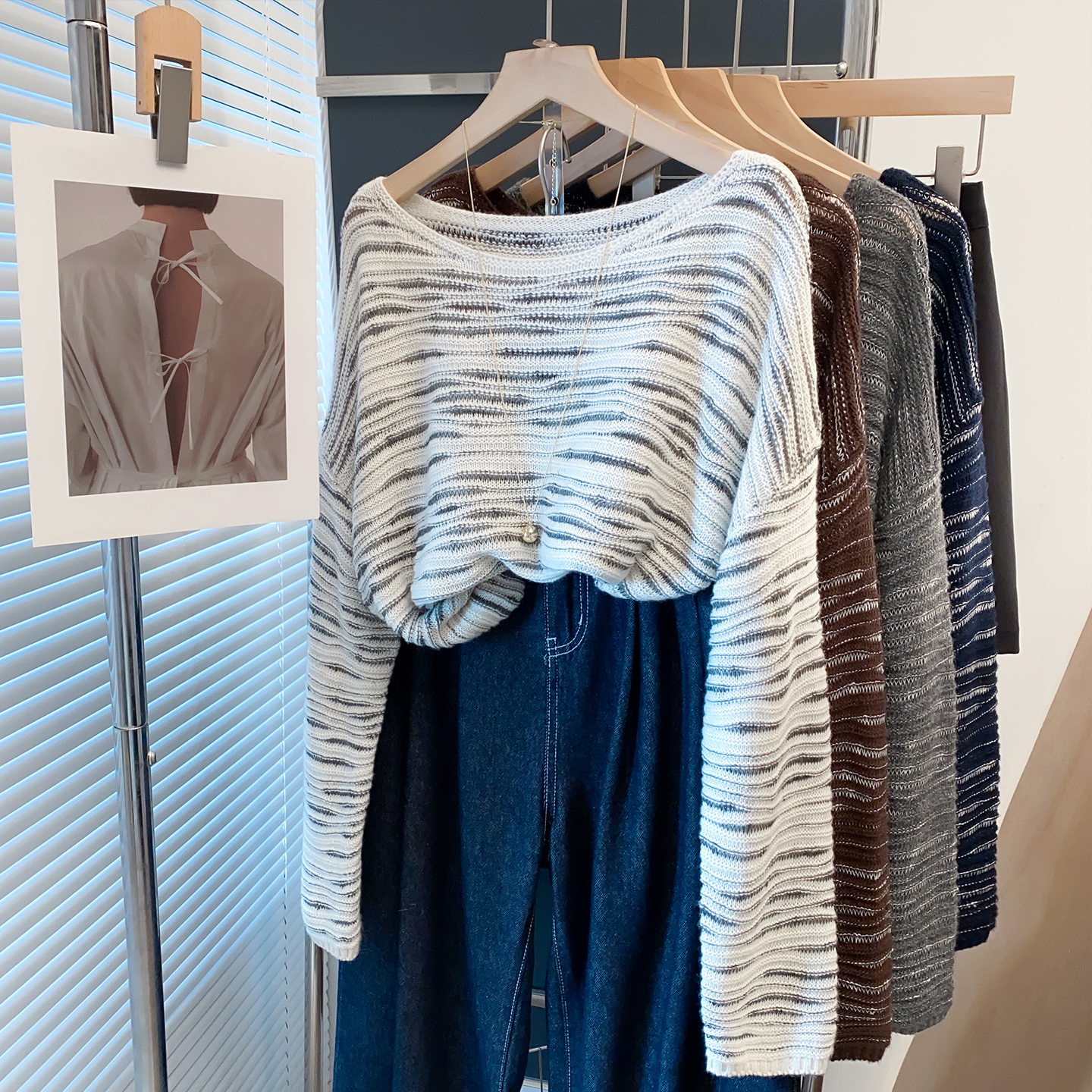 羊毛一字领亮丝毛衣女宽松针织衫