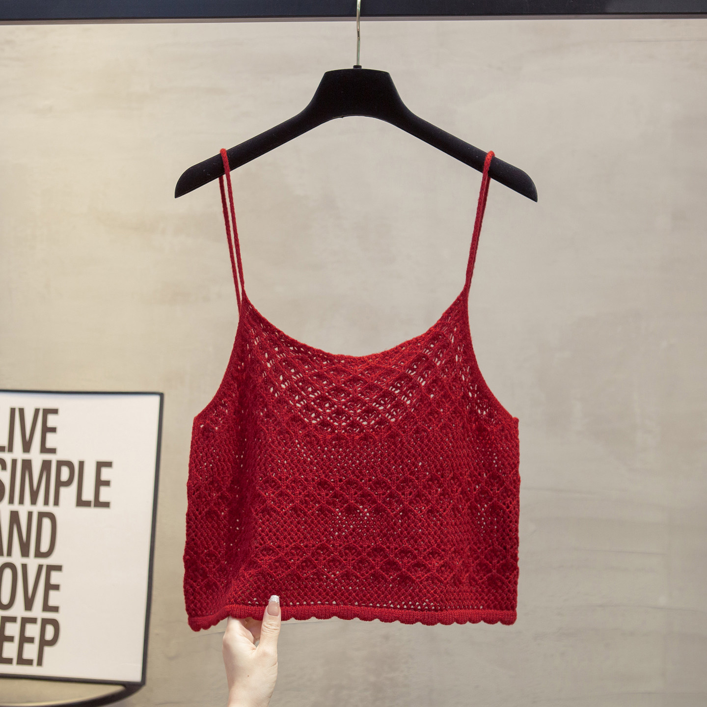 吊带镂空短款针织马甲背心女2026春秋新款外穿马夹叠穿毛衣坎肩潮