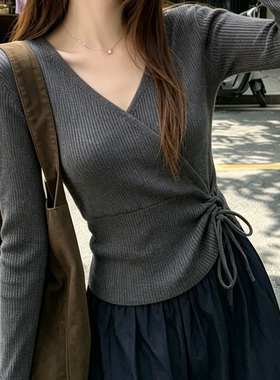 秋冬V领系带修身针织打底衫女