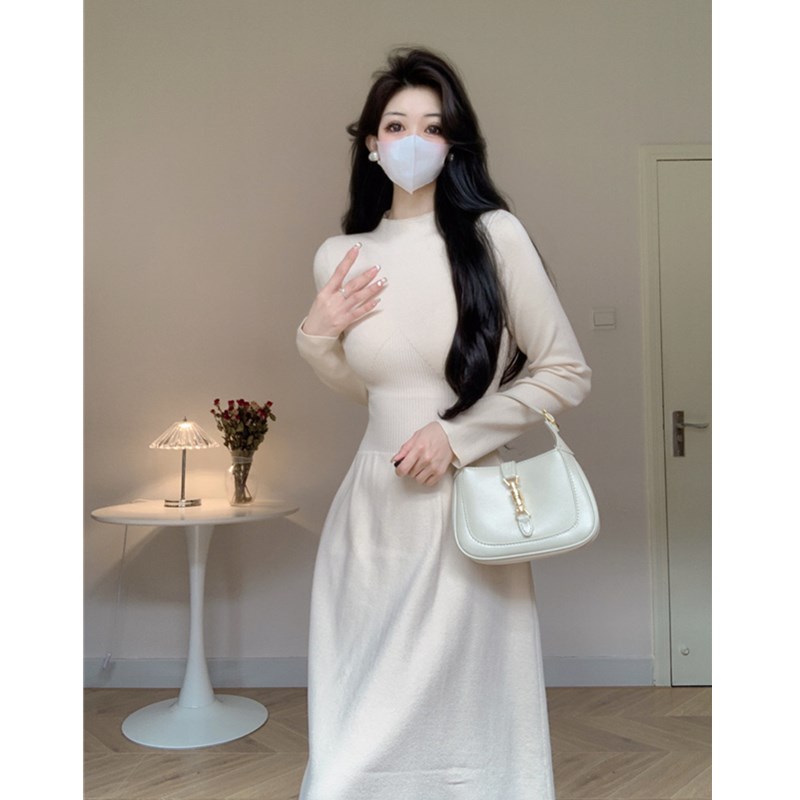 韩版A字裙针织纯色连衣裙