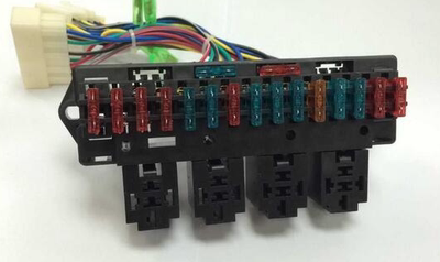 品15路电源分配器总成汽车改装保险丝4路继电器控制盒开关控制新
