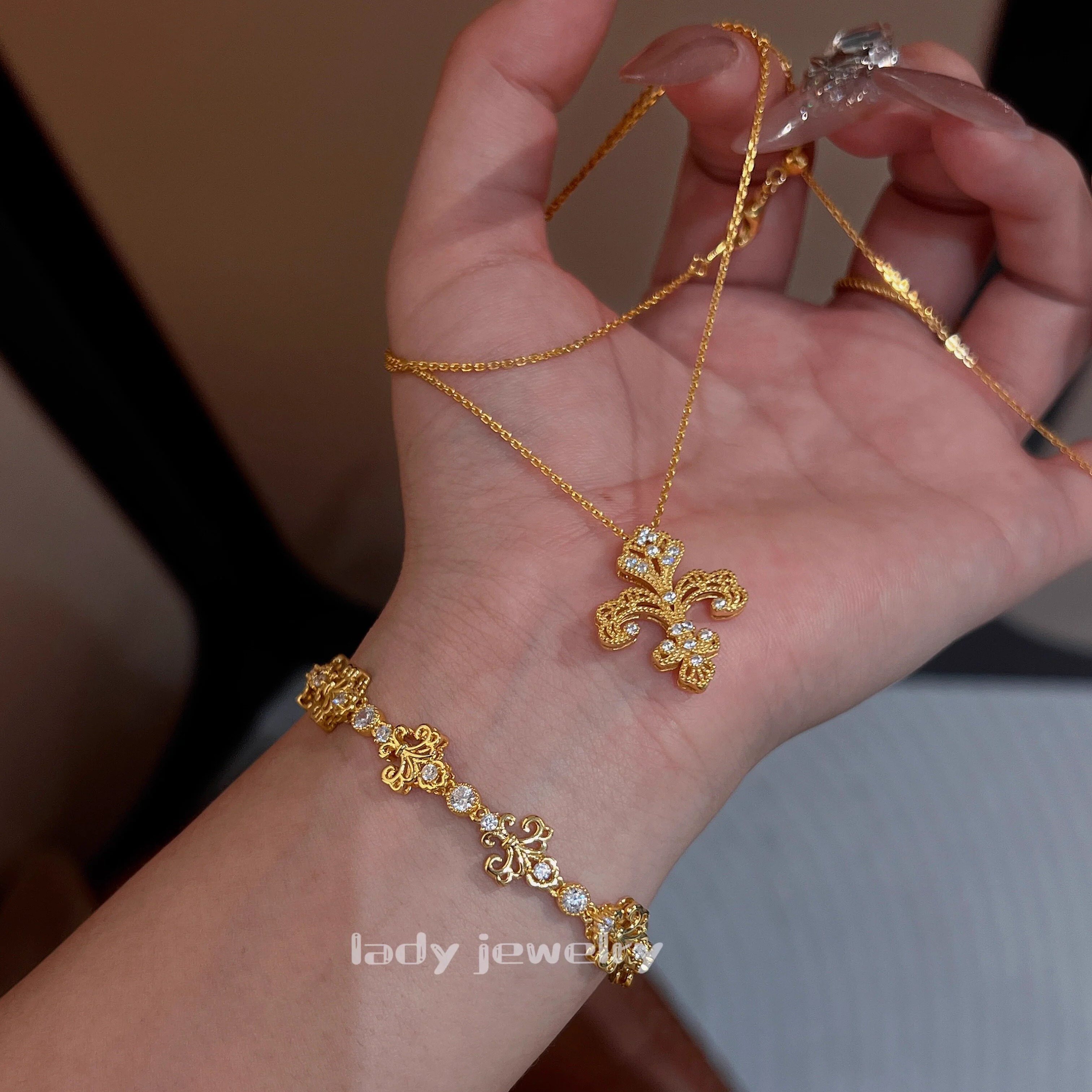 蕾迪jewelry［鸢尾花手工錾刻拉丝］s925银中古风金色系手链项链