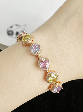 2025新款轻奢彩色锆石爱心手链