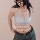 超大透气孔 无痕文胸 弹力大大好舒服 带乳胶 上身圆圆胸