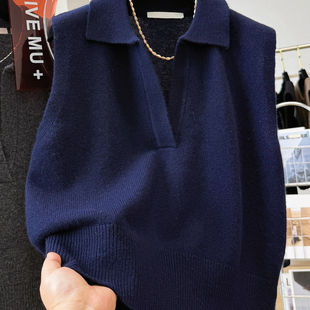 特大码 女马甲胖mm气质软糯毛衣背心上衣 300斤早春高级感v领针织衫