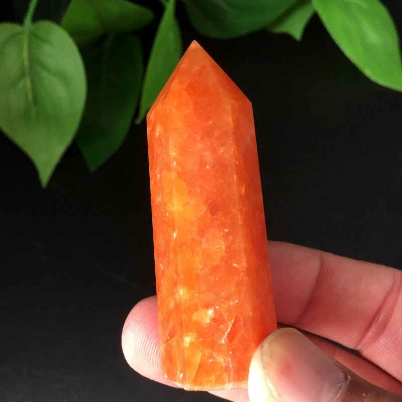 天然彩虹太阳石原石手把件日长石柱摆件橙色太阳石柱居家摆设收藏