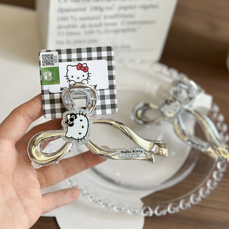 正版hellokitty小众银色蝴蝶结鲨鱼夹减龄后脑勺盘发抓夹洗澡发抓