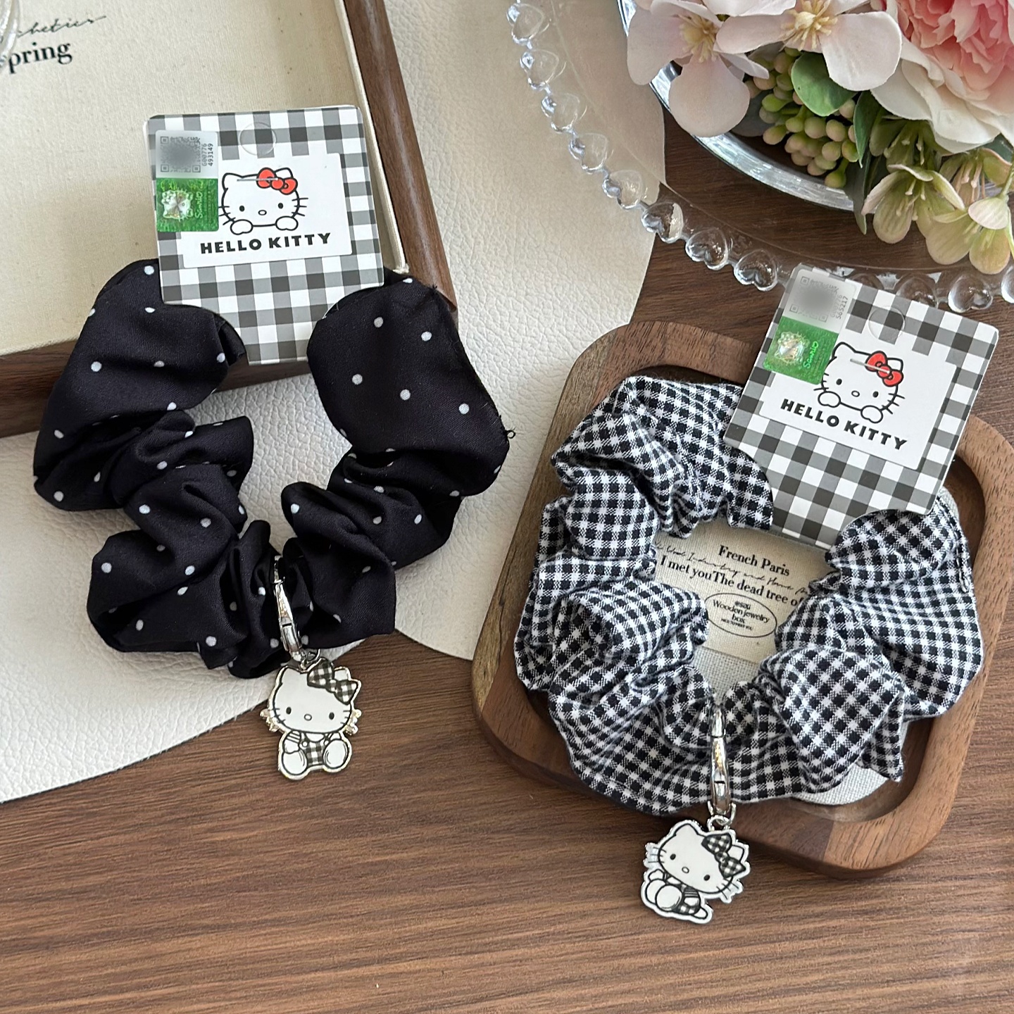 凯蒂猫发圈森系格纹布艺大肠圈