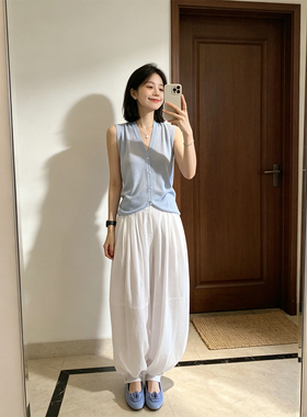 BERUN 纯欲风蓝色V领显瘦针织背心女装高腰垂感花苞灯笼裤两件套