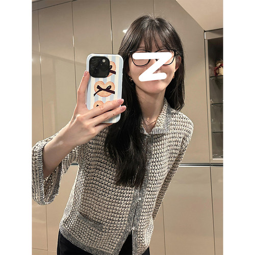 温柔风翻领镂空针织开衫女早秋