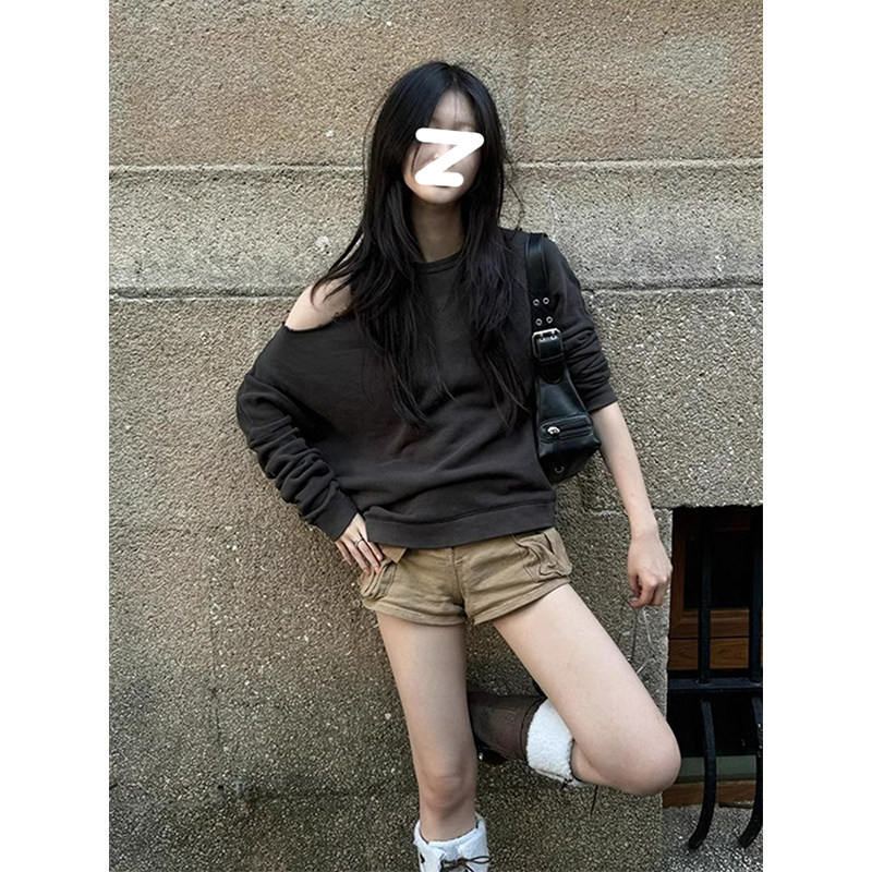 BERUN 美式复古破洞露肩长袖卫衣女早秋不规则气质圆领套头上衣