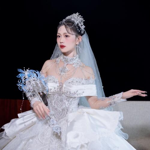 高级感权杖手捧花水晶