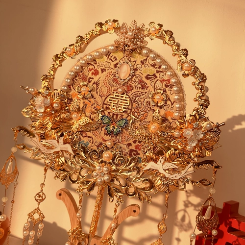 Duan Fan Bride женился на материале DIY Xiuhe Wedding Fan Fan Fan Fan High -Fan Fan Fan Fan Fend Product Китайская новая свадьба