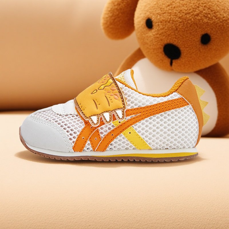 ASICS亚瑟士童鞋春夏款网面透气运动休闲鞋防滑耐磨1144A426-100