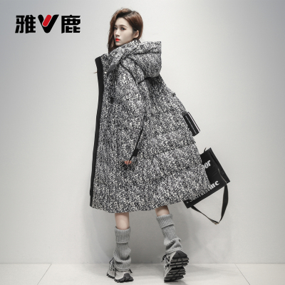 雅鹿过膝中长款连帽羽绒服