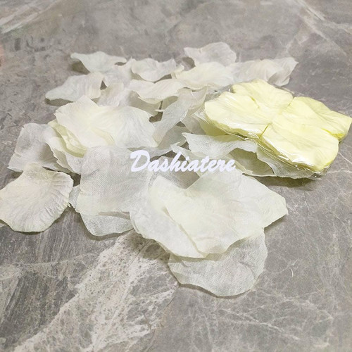 仿真玫瑰表白花瓣撒花求婚情人节装饰布置婚房浪漫婚礼结婚生日