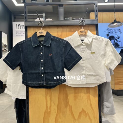 Vans × DIMOO WORLD 联名系列女子短装衬衫 VN001069GMS 0ZT4FS8