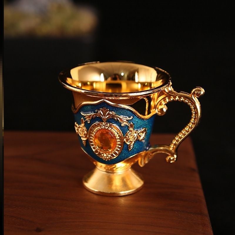 新款欧式创意复古白酒杯手柄杯金属工艺品礼品家居装饰茶杯子