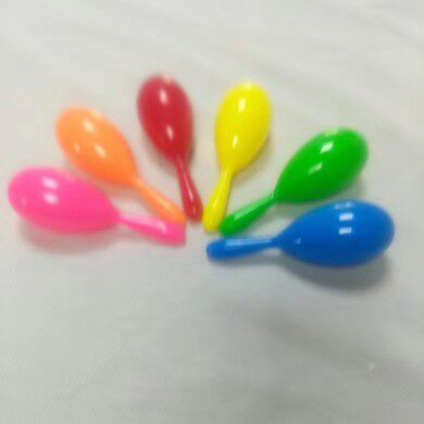 包邮彩色大中小型鸟玩具鹦鹉用品笼子配件塑料沙锤颜色随机发货