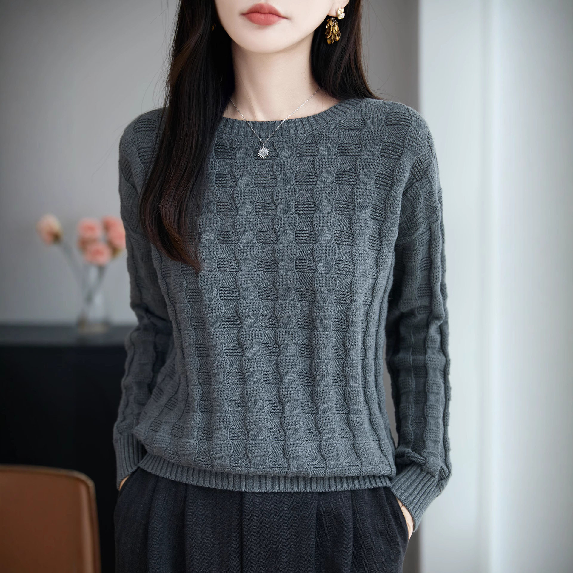 100纯棉线加厚秋冬款针织衫女提花纯色圆领毛衣内搭打底衫上衣