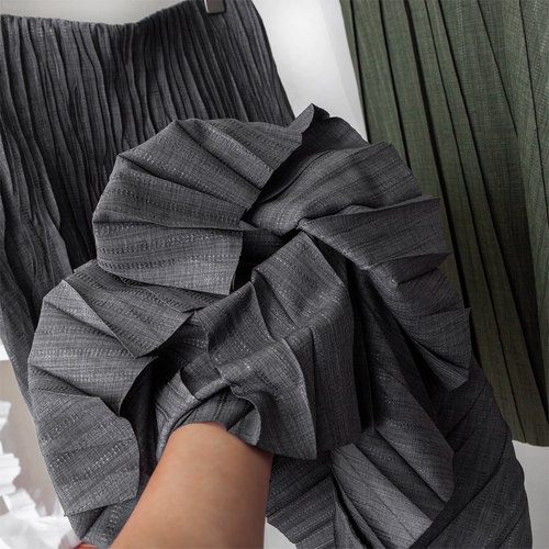 简约通勤显瘦A字中长百褶半身裙