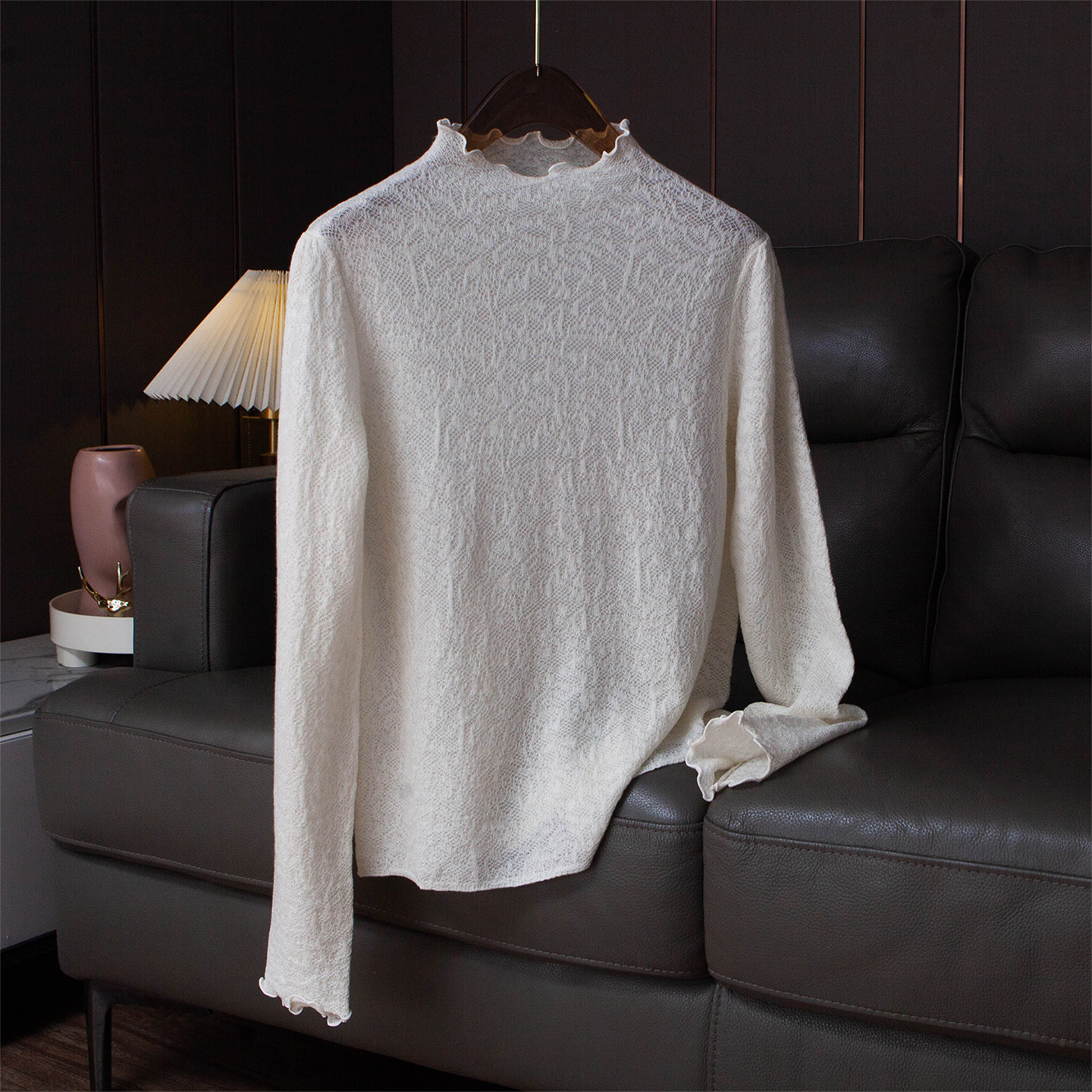 木耳边小立领立体提花羊毛针织衫