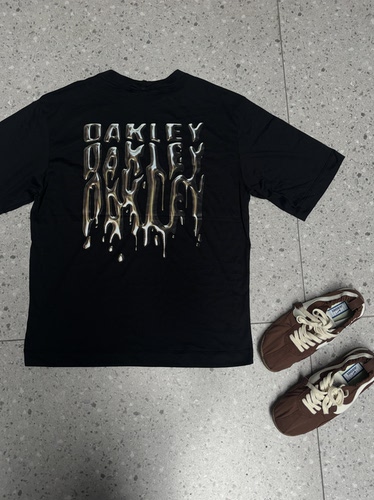 现货 OAKLEY STACKED METAL TEE金属字母印花休闲复古短袖T恤26SS