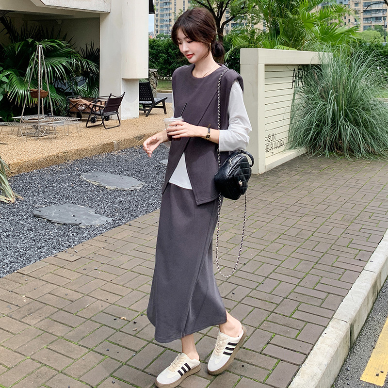 灰色卫衣连衣裙时尚套装女2025春新款高级感半身裙洋气减龄三件套