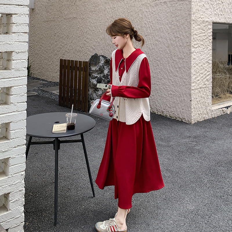 针织马甲红色连衣裙套装女春季2025新款设计感爆款开春穿搭一整套