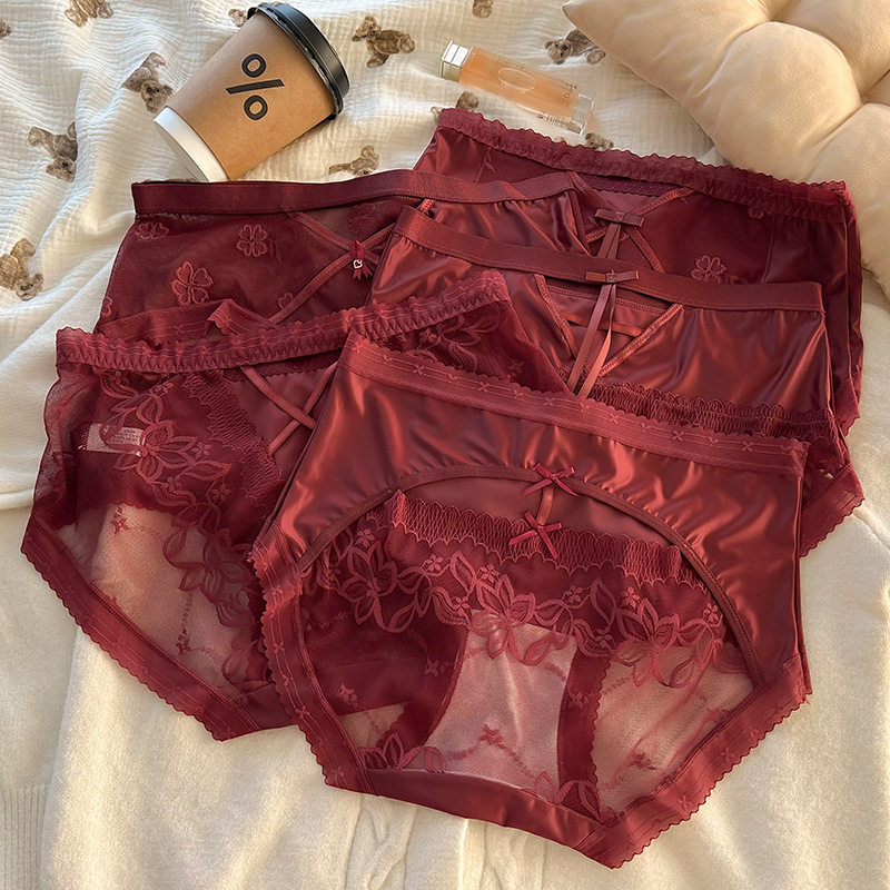 大红蛇年本命年性感中腰蕾丝喜庆婚庆女士内裤女胖MM200斤三角裤,女士内衣/男士内衣/家居服,女三角裤,淘宝优惠券,粉丝福利购,淘宝优惠卷