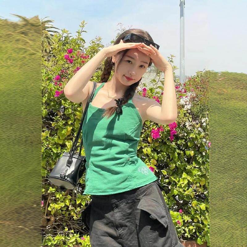星芭莎褶皱露美背打底上衣