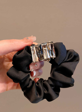 卡雪高级感缎面闪钻肠圈女小众气质后脑勺扎头绳皮筋2025新款发饰